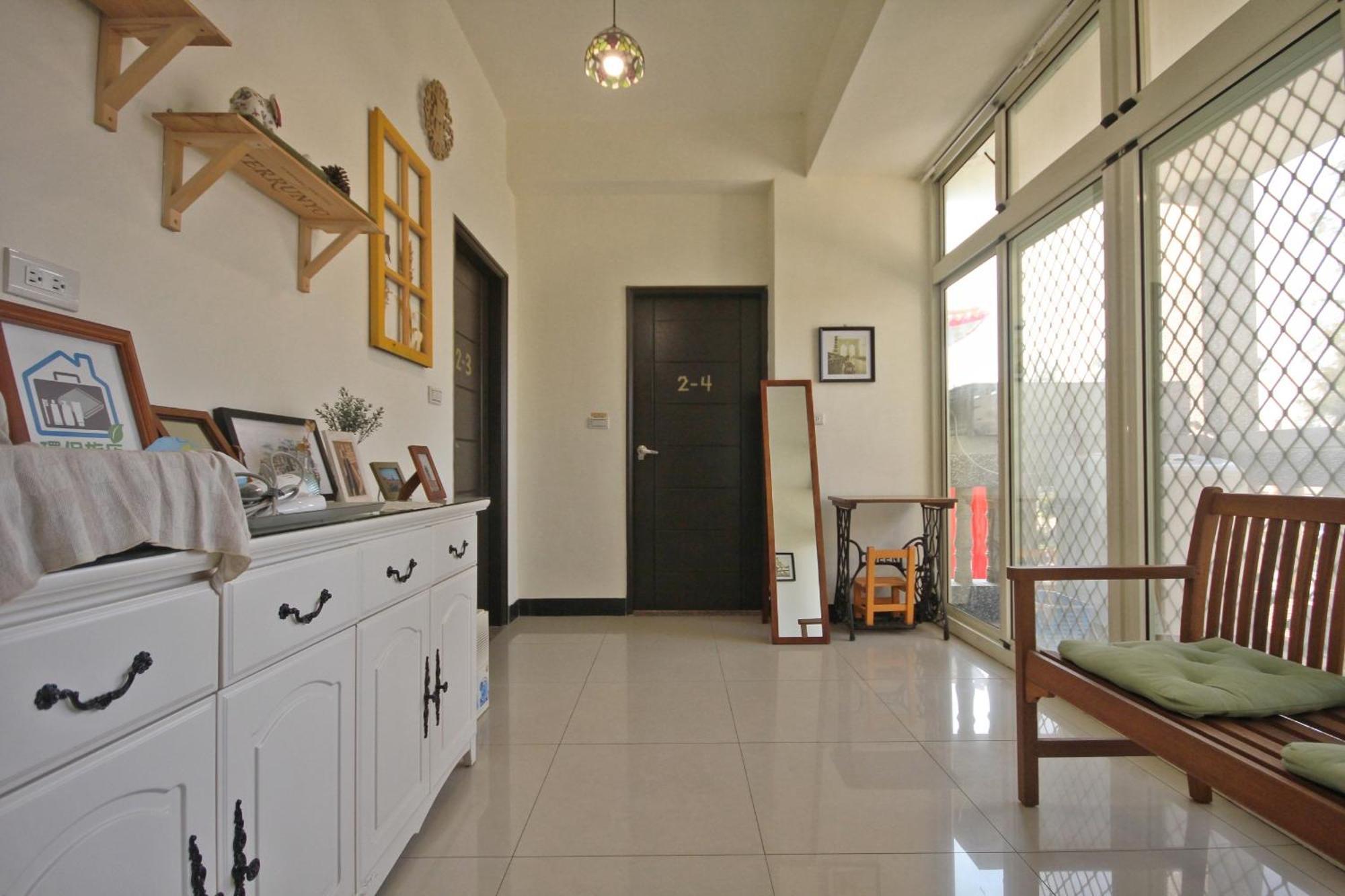 Happy Tree Hostel Jinning Екстериор снимка