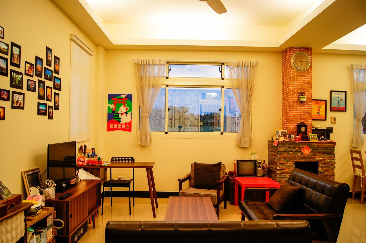 Happy Tree Hostel Jinning Екстериор снимка